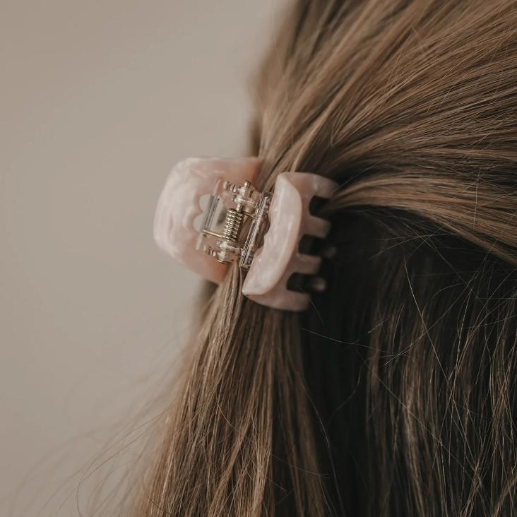 VORBESTELLEN: BALD LIEFERBAR: HAARSPANGE KLEIN HERZ BLUSH - 7