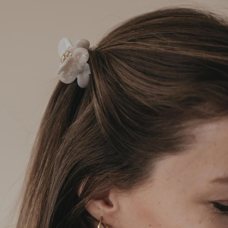 HAARSPANGE BLUME ♡ PEARL - 0