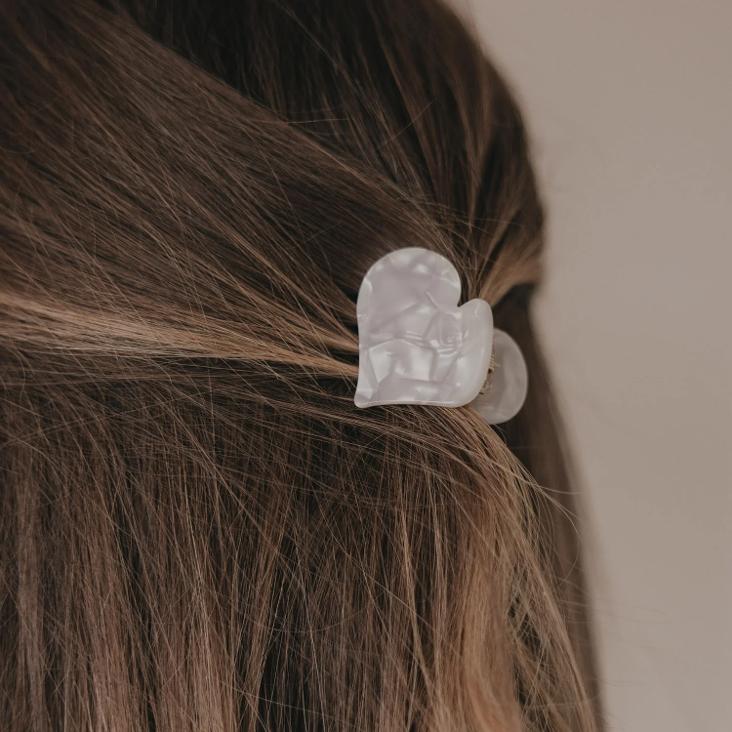 NEU: VORBESTELLEN: IM LAUFE VOM MAI LIEFERBAR: HAARSPANGE HERZFORM GROSS ♡ PEARL