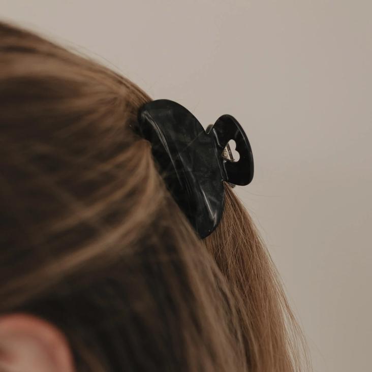 NEU: VORBESTELLEN: AB CA. 25.3 LIEFERBAR: HAARSPANGE GROSS HERZ NIGHT