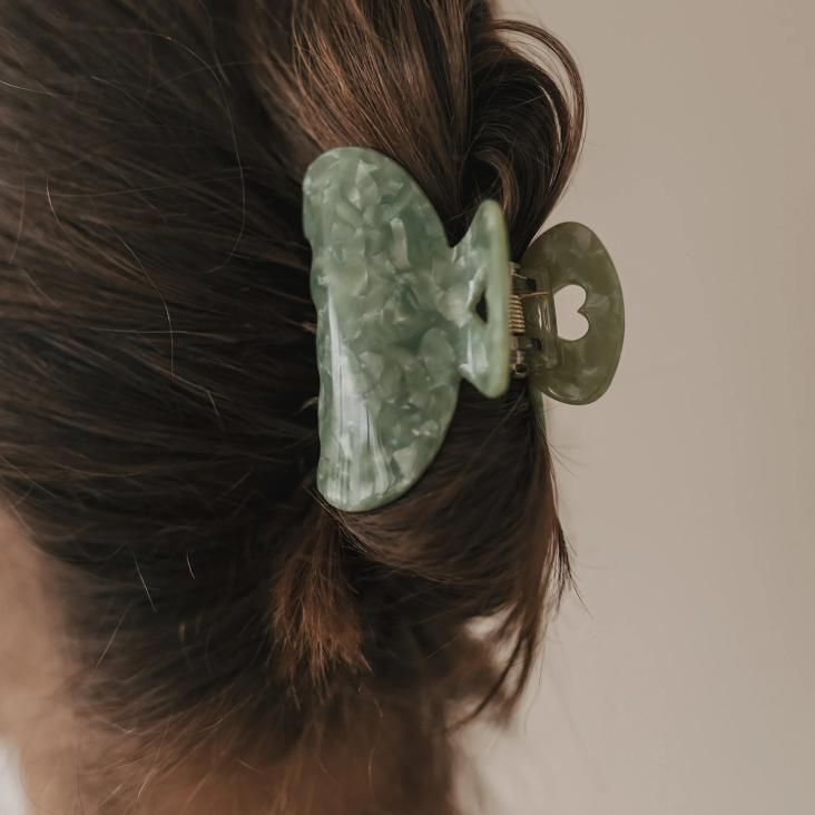 NEU: VORBESTELLEN: IM LAUFE VOM OKTOBER LIEFERBAR: HAARSPANGE GROSS HERZ JADE