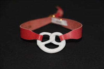 ARMBAND „BREZN“ APPLE RED (SOLANGE VORRAT REICHT) - 1