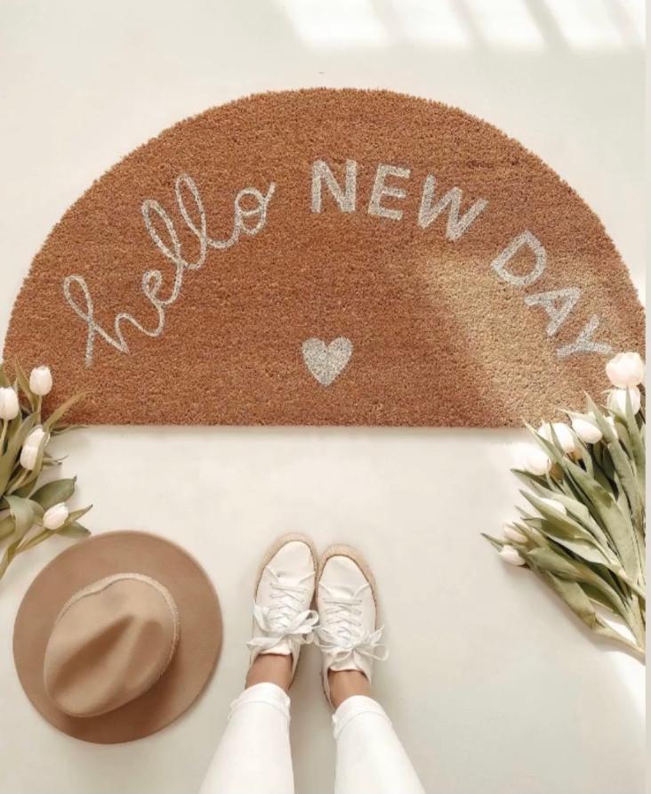 FUSSMATTE HELLO NEW DAY (NUR NOCH 1 STÜCK ERHÄLTLICH)