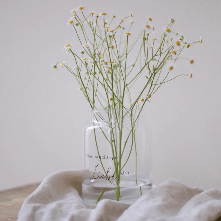 VASE GROSS HIER STECKT GANZ VIEL LIEBE DRIN