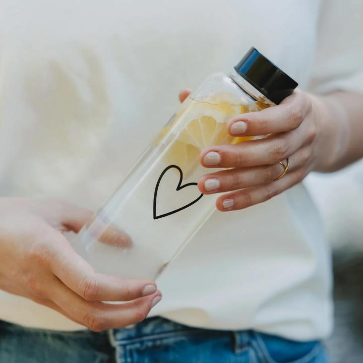 VORBESTELLEN: TRINKFLASCHE HERZ ♡ CA.MITTE SEPTEMBER WIEDER LIEFERBAR - 1