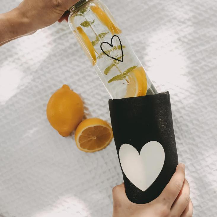 VORBESTELLEN: TRINKFLASCHE HERZ ♡ CA.MITTE SEPTEMBER WIEDER LIEFERBAR - 0