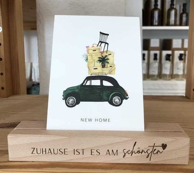 HOLZLEISTE MIT SCHLITZ ZUHAUSE IST ES AM SCHÖNSTEN
