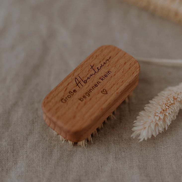 KINDER NAGELBÜRSTE ABENTEUER