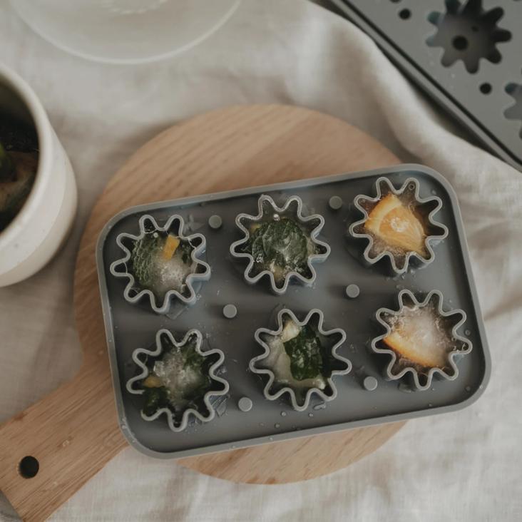 LIEFERBAR AB CA.5.02: EISWÜRFELFORM BLUME - 4