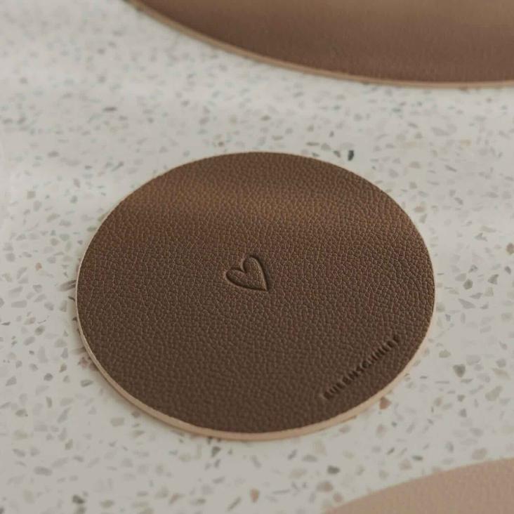 NEU: WENDBARER UNTERSETZER (COASTER) HERZ ♡ BRAUN (1 STÜCK)