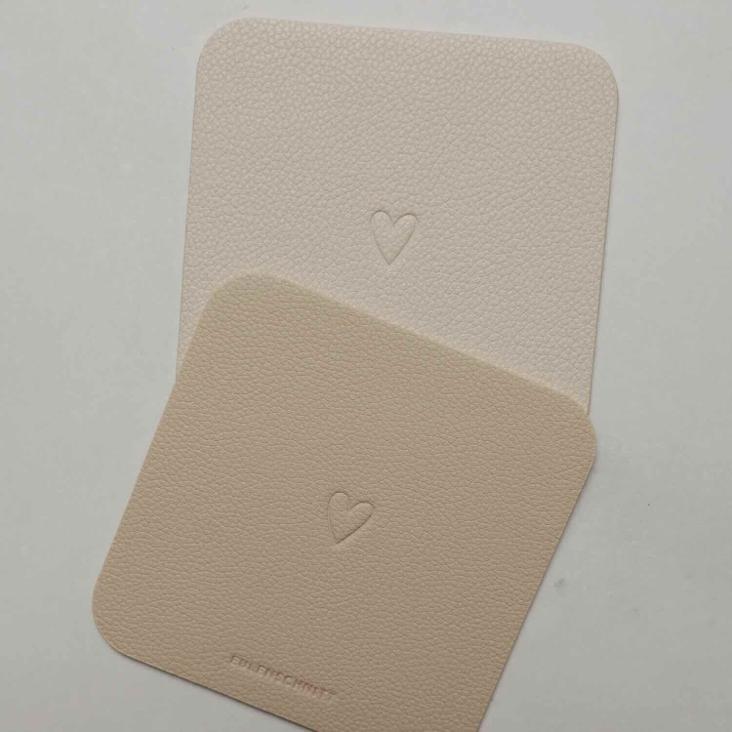 NEU: WENDBARER UNTERSETZER (COASTER) ECKIG HERZ ♡ CREME (1 STÜCK)