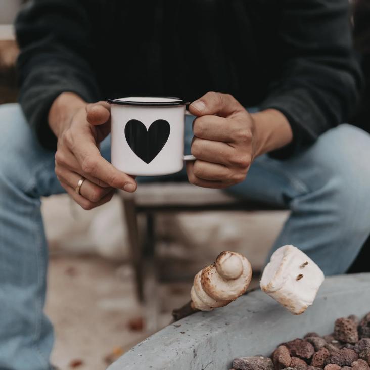 VORBESTELLEN: AB CA.6.3 LIEFERBAR: EMAILLE TASSE HERZ ♡ - 4