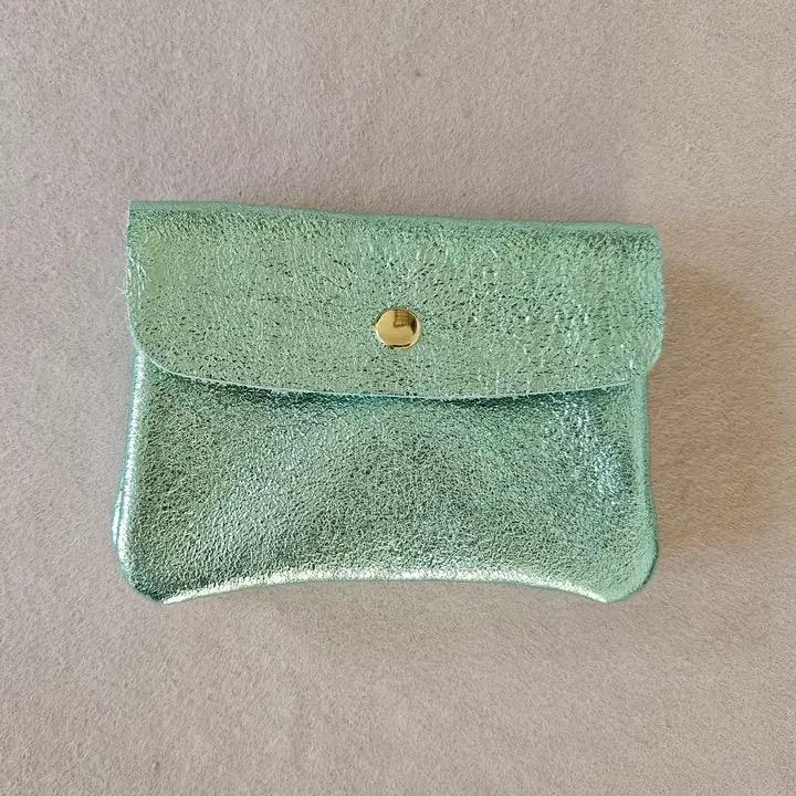 MÜNZETUI MIT REISSVERSCHLUSS METALLIC HELLGRÜN