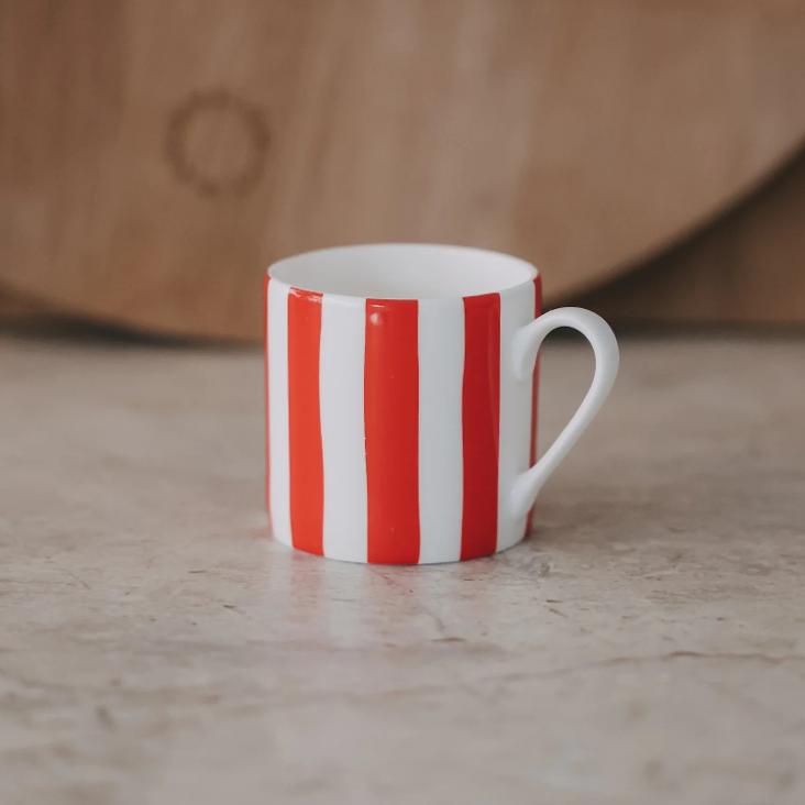 NEU: VORBESTELLEN: AB CA.10.5 LIEFERBAR: KLEINE TASSE STREIFEN ROT ♡