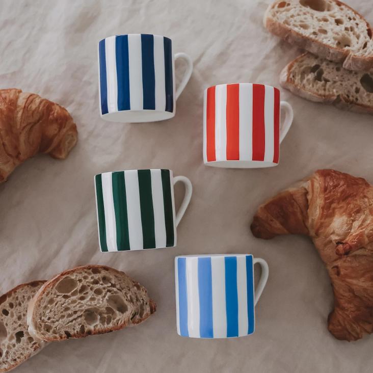 NEU: VORBESTELLEN: IM LAUFE VOM MAI LIEFERBAR: TASSE STREIFEN ROT ♡ - 1