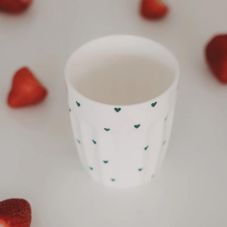 NEU: VORBESTELLEN: AB CA.10.5 LIEFERBAR: BECHER KLEINE HERZEN GRÜN ♡ - 2