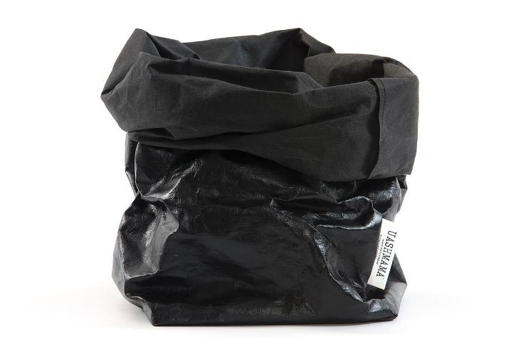 PAPER BAG METALLIC SMALL BLACK/BLACK SOLANGE VORRAT REICHT