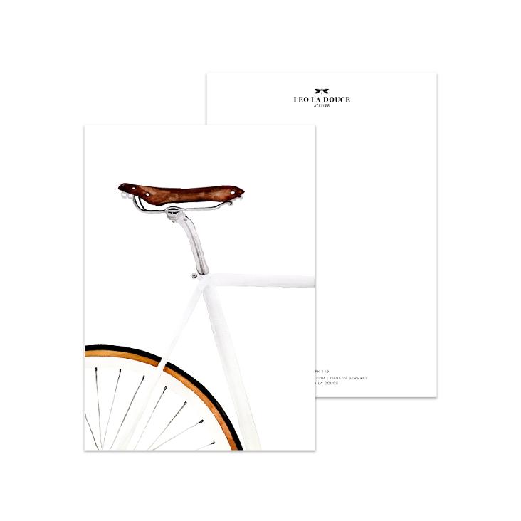 WHITE RACER