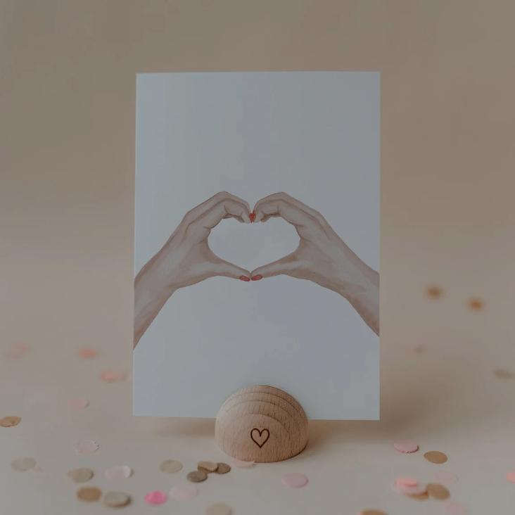 AQUARELL HEART HAND