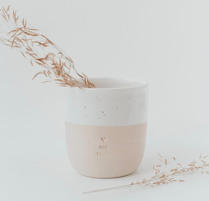 VORBESTELLEN: LIEFERBAR AB CA.5.02: BECHER ME TIME