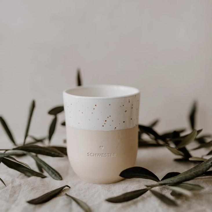 VORBESTELLEN: BALD WIEDER LIEFERBAR: BECHER SCHWESTER