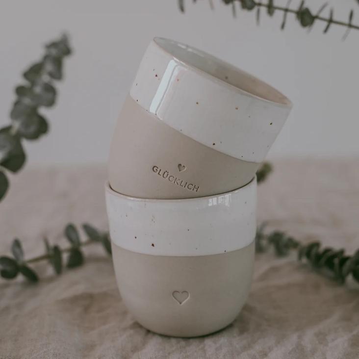 VORBESTELLEN: IM LAUFE VOM MAI WIEDER LIEFERBAR: KLEINER BECHER HERZ ♡ - 2