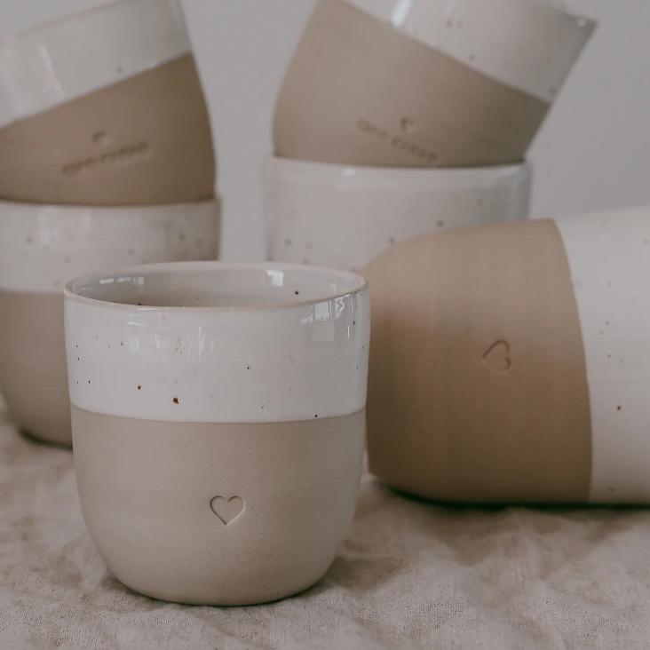 VORBESTELLEN: IM LAUFE VOM MAI WIEDER LIEFERBAR: KLEINER BECHER HERZ ♡ - 4