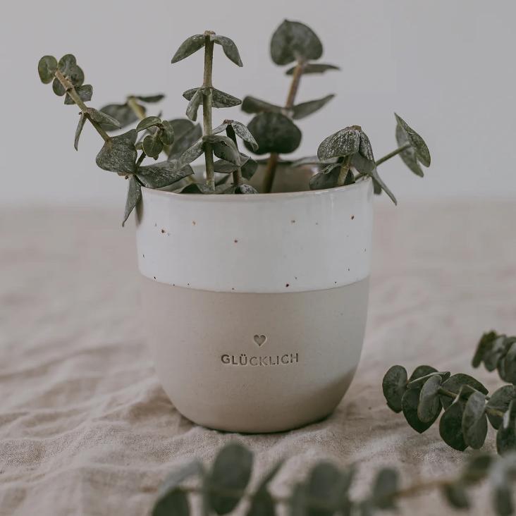 VORBESTELLEN: BALD WIEDER LIEFERBAR: KLEINER BECHER GLÜCKLICH - 1