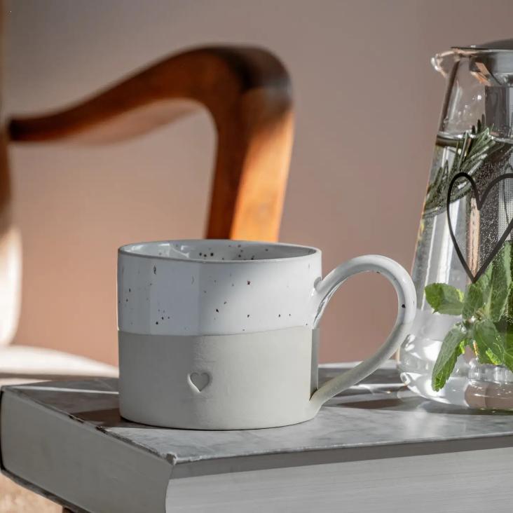 NEU: VORBESTELLEN: TASSE HERZ ♡ AB CA. MITTE SEPTEMBER WIEDER LIEFERBAR