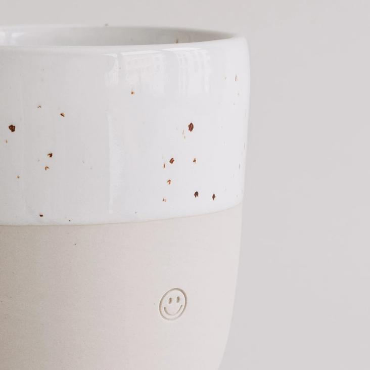 VORBESTELLEN: BALD LIEFERBAR: BECHER SMILEY ♡ - 3