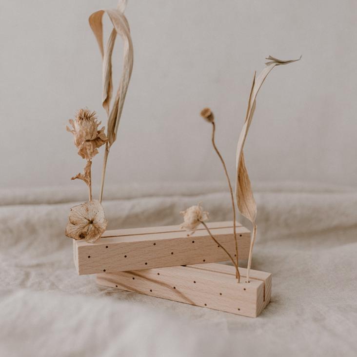 KARTEN-UND BLUMENSTÄNDER PUNKTE IM 2ER SET (OHNE TROCKENBLUMEN)