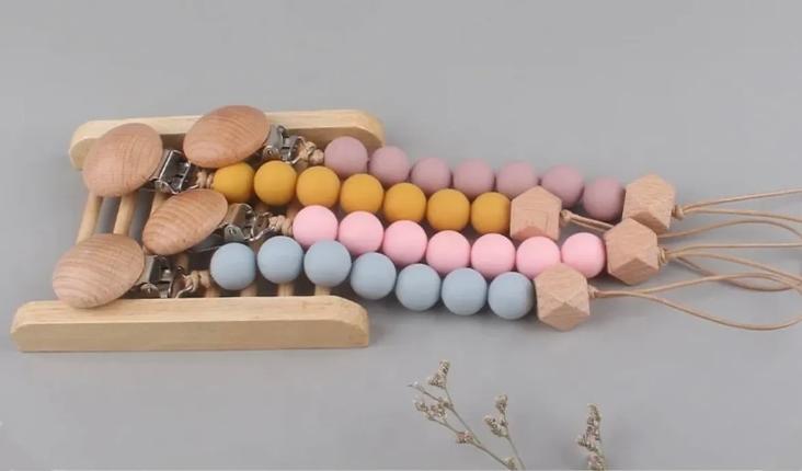 SILICON SCHNULLERKETTE MIT CLIP / PASTELL BEIGE - 1