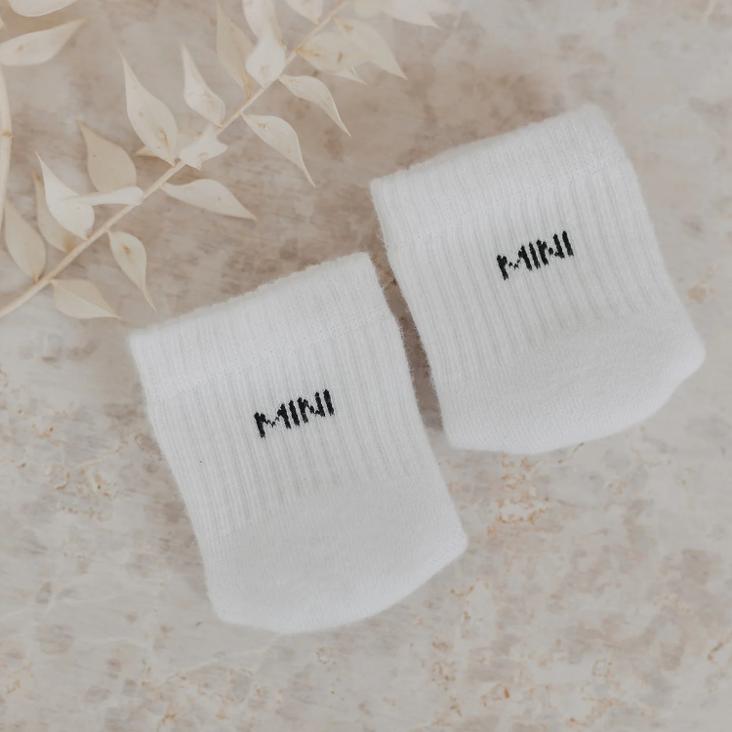 NEU: VORBESTELLEN IM LAUFE VOM OKTOBER LIEFERBAR: BABYSOCKEN MINI - 2