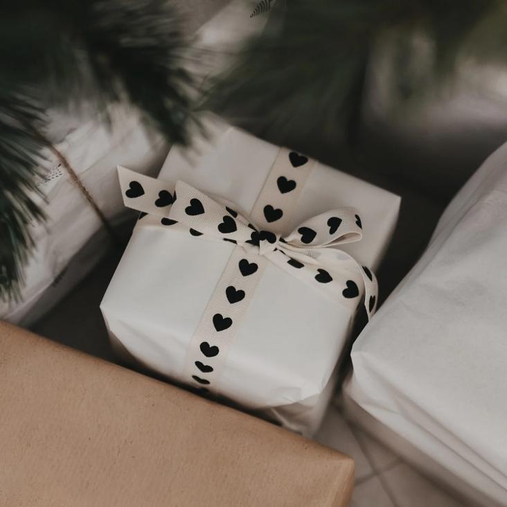 VORBESTELLEN: AB CA.6.3 LIEFERBAR: GESCHENKBAND 5m `HERZ ♡` - 0