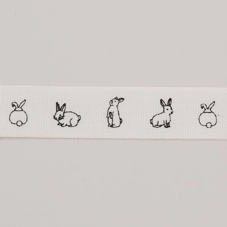 LIEFERBAR AB CA.5.02: GESCHENKBAND 5m `KANINCHEN` - 5