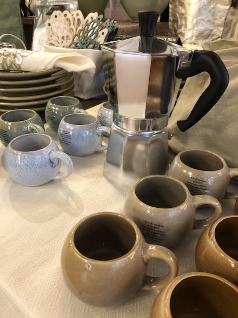 NEU: ESPRESSO TASSE MIT HENKEL BRAUN - 1